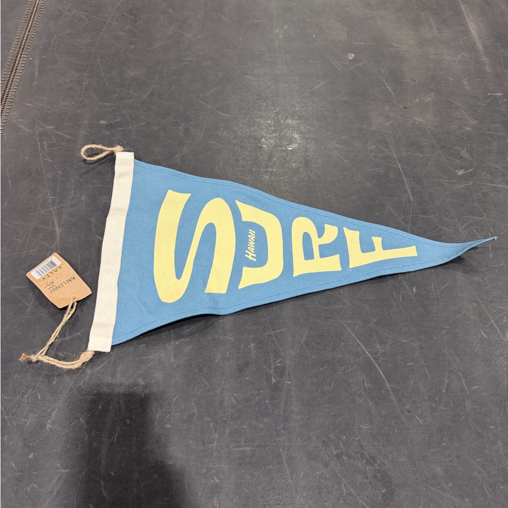Kailenny X Salty Edition Pennant Surf Hawaii Flag